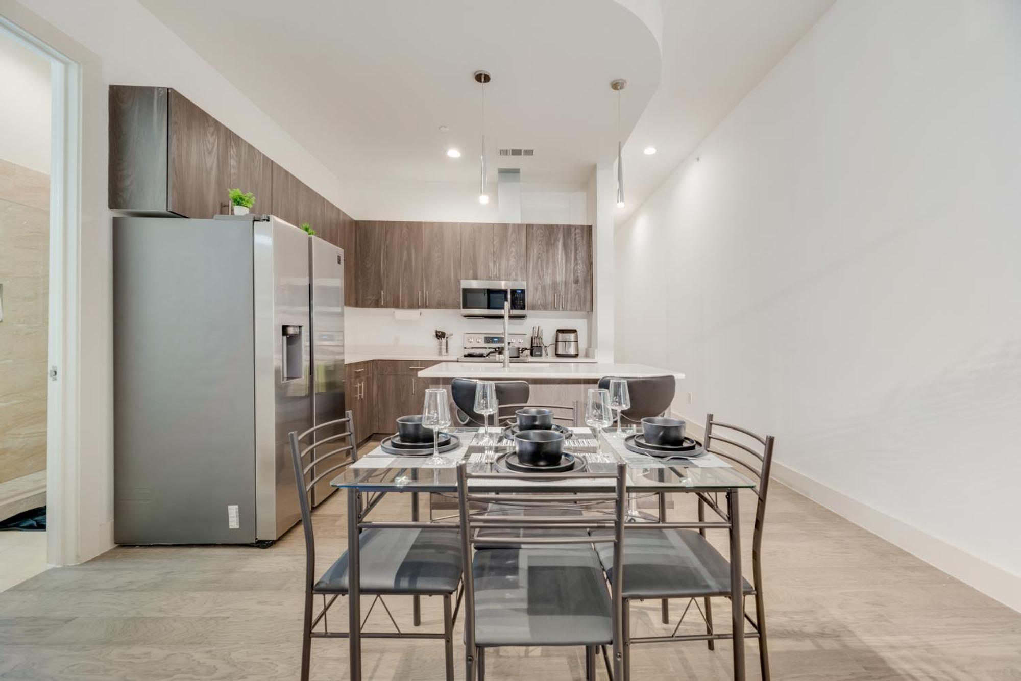 Snazzy Loft Style 2Br I Gym I Parking I Workspace Dallas Exterior photo