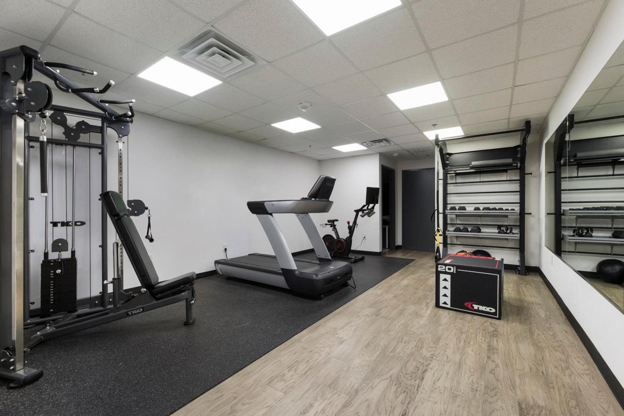 Snazzy Loft Style 2Br I Gym I Parking I Workspace Dallas Exterior photo
